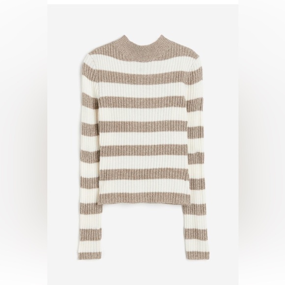 H&M Mock Neck Sweater - Picture 5 of 6